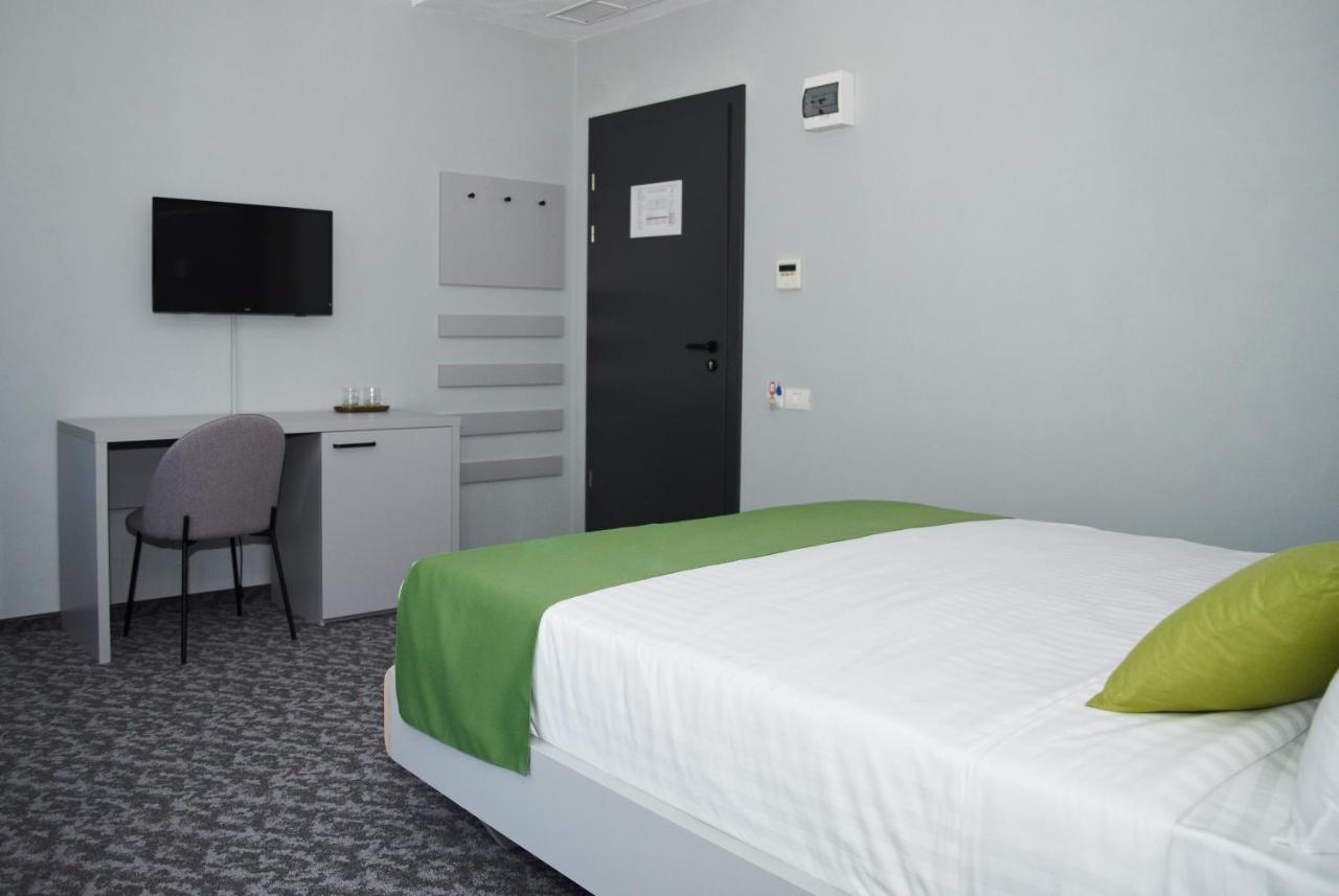 Astra Hotel Calimanesti Luaran gambar